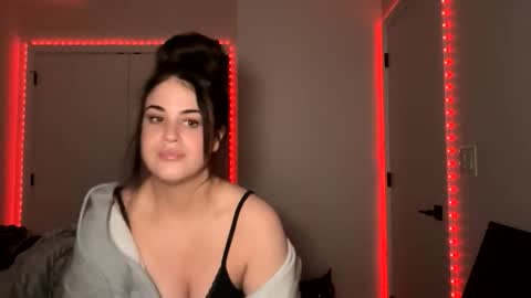 Cassie online show from December 18, 8:09 am