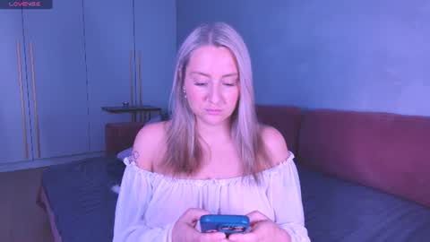 Lissa online show from June 29, 7:35 pm