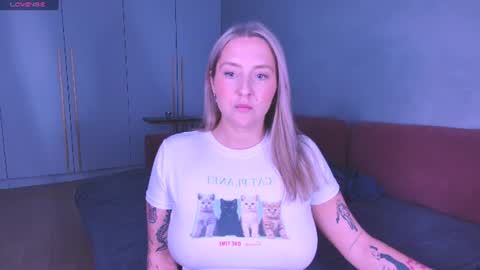 Lissa online show from July 4, 8:56 pm