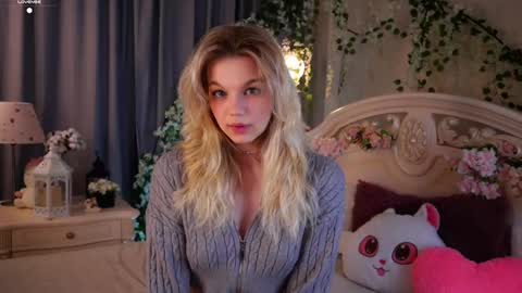 Jessica online show from November 10, 2:20 pm