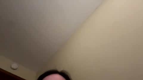 buschbaby online show from April 4, 8:43 am