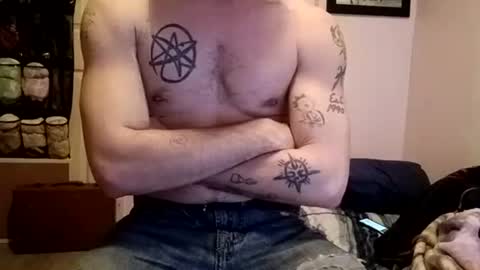 Buster18Hymen online show from January 19, 7:58 pm