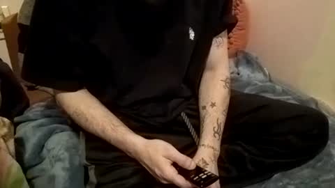 Buster18Hymen online show from February 19, 12:00 pm