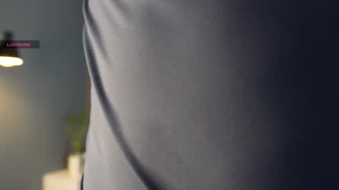 Buster independent model online show from September 19, 1:48 pm