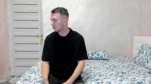 Max  Andrea online show from November 15, 9:38 pm