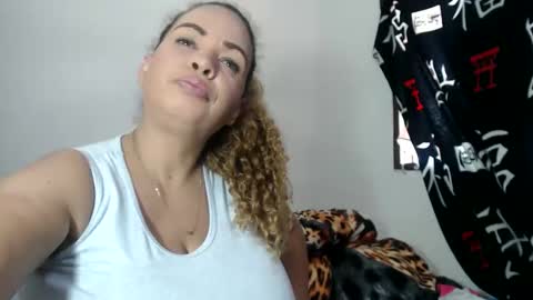 Amanda  online show from December 17, 4:25 pm