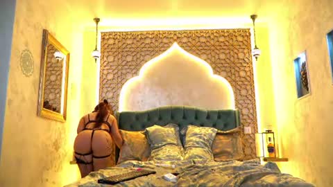 butterbeba online show from July 28, 8:52 pm