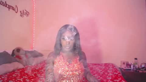 Snapshot of butterfly_rouse chatting on October 10, 12:38 am butterfly_rouse online show from October 10, 12:38 am