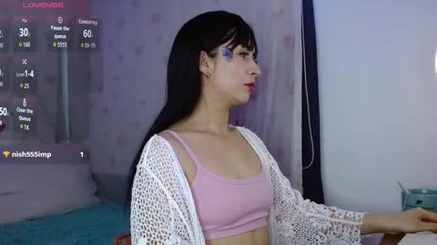 Snapshot of butterfly_xo chatting on October 15, 6:09 pm Antonella online show from October 15, 6:09 pm