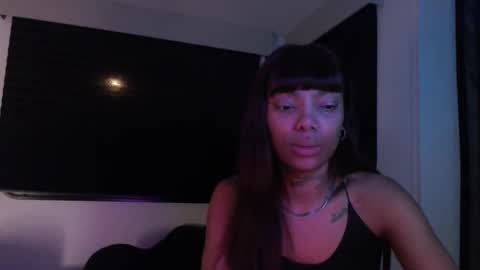 butterfly booty online show from November 15, 5:31 am