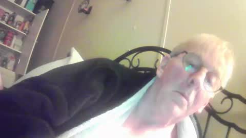 buttless1960 online show from October 24, 7:42 am