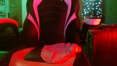 bwall1425 online show from January 11, 1:48 am