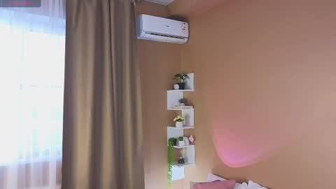 Kira online show from February 25, 1:21 pm