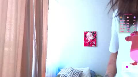 Kira online show from February 10, 12:30 pm