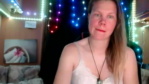 Maria Das Fontes online show from February 14, 8:59 pm