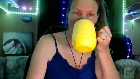 Maria Das Fontes online show from February 25, 7:27 pm