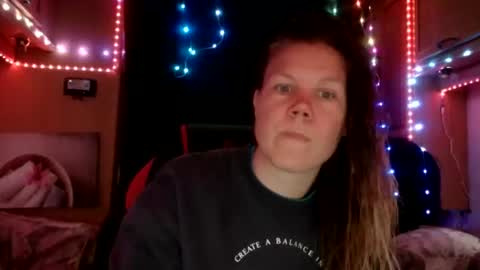 Maria Das Fontes online show from February 2, 12:46 pm