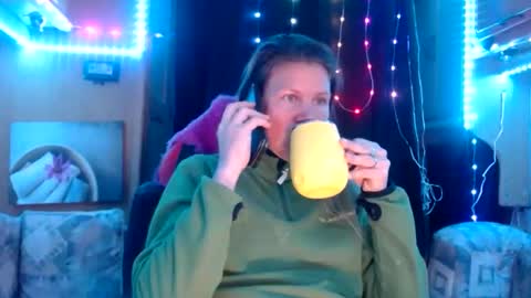 Maria Das Fontes online show from February 24, 9:20 pm