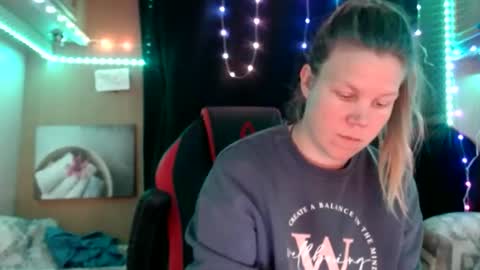 Maria Das Fontes online show from March 5, 10:11 am