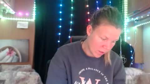 Maria Das Fontes online show from February 19, 10:12 am