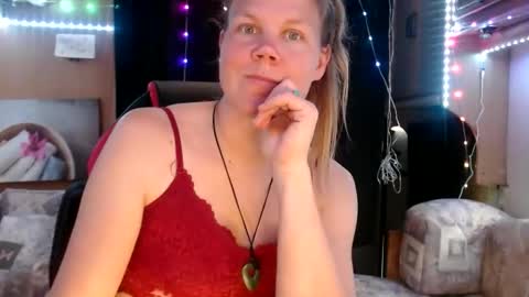 Maria Das Fontes online show from February 19, 3:49 pm