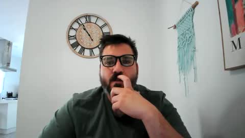 clark kent online show from May 22, 8:54 am