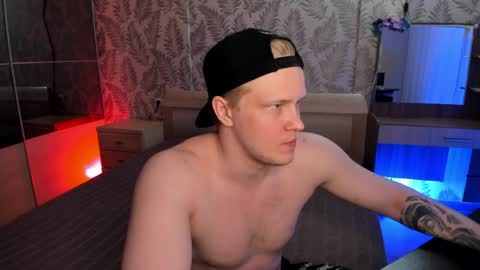 James online show from April 5, 11:46 pm