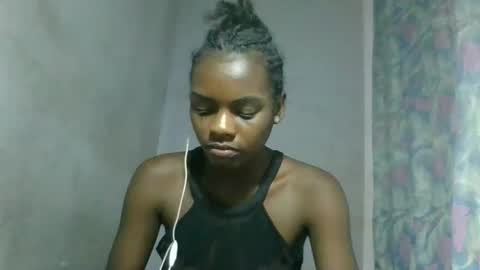 caella98 online show from April 11, 4:55 pm