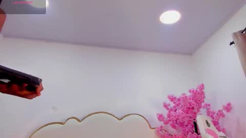 Cahitlin  online show from March 21, 5:46 am