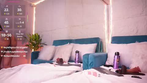 CailynBrown online show from March 21, 8:30 am