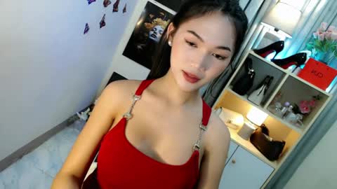 caitlin online show from May 3, 7:42 pm