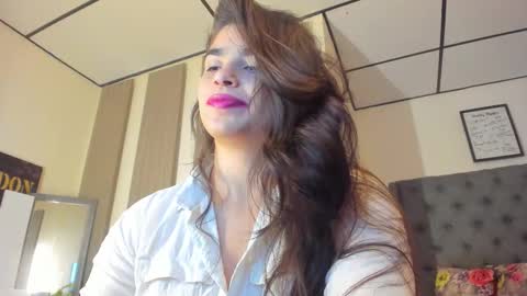 caitlingomez0 online show from November 26, 11:51 am