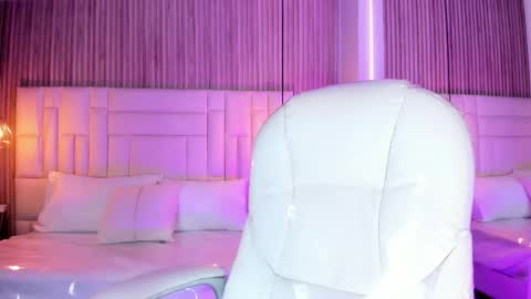 Caitlyn  online show from January 15, 12:03 pm