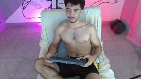 caius online show from May 17, 12:47 pm