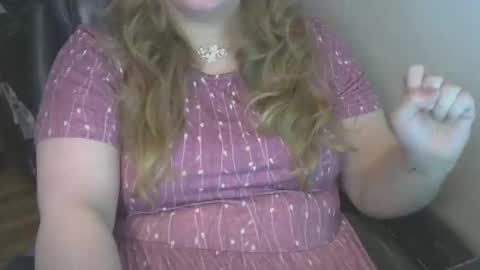 Calie online show from April 8, 1:19 am