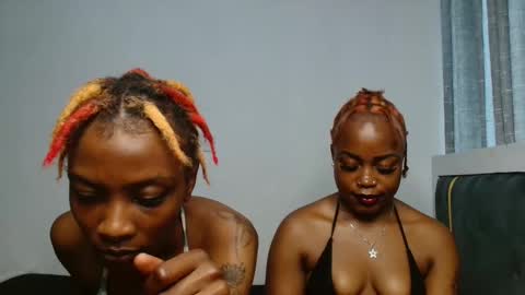 Snapshot of calin_3 chatting on September 12, 9:22 am calin online show from September 12, 9:22 am