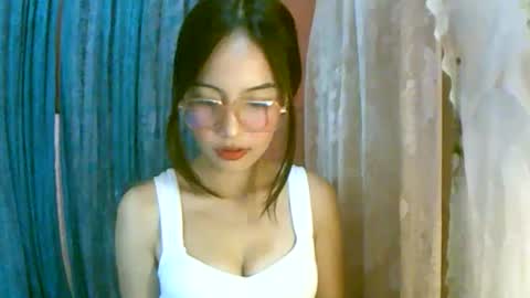 Freya online show from March 24, 8:53 am