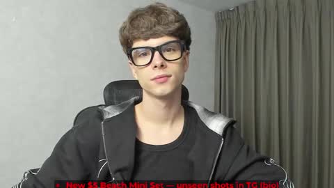 Hey I am Calvin  online show from February 27, 5:16 pm