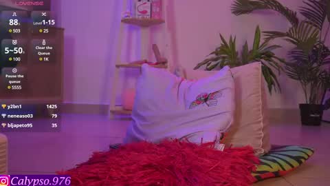 Snapshot of calypso_and_ge1 chatting on February 25, 9:37 pm Calypso and Kayla online show from February 25, 9:37 pm