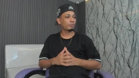 cam_xman online show from April 9, 3:07 pm