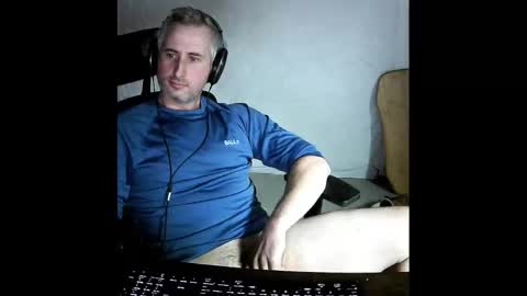 herp derp online show from October 11, 9:29 pm