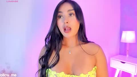 Camelia Smith online show from March 15, 7:02 am