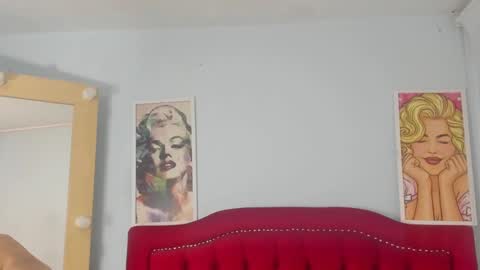 Camelia online show from March 1, 9:15 pm