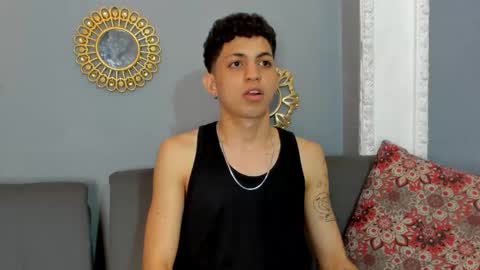 Snapshot of cameron_lux4 chatting on October 23, 3:41 am CAMERON online show from October 23, 3:41 am