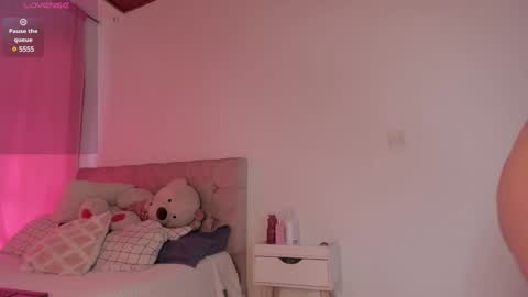   online show from January 9, 5:54 pm