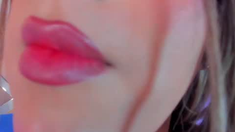 cami_rouxx online show from July 23, 1:58 am