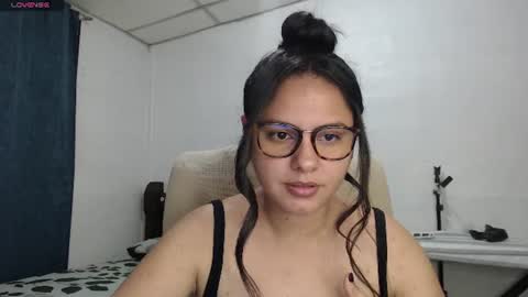 Camila Valbuena online show from July 30, 1:06 am