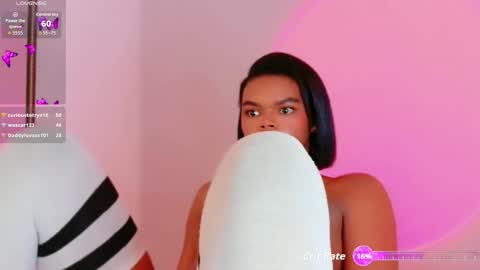 Snapshot of camiestrada chatting on October 4, 2:37 pm camiestrada online show from October 4, 2:37 pm