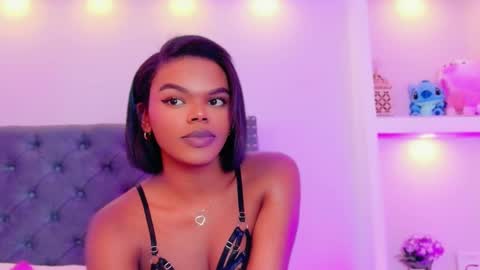 Snapshot of camiestrada chatting on October 1, 4:55 am camiestrada online show from October 1, 4:55 am