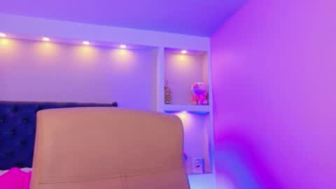 Snapshot of camiestrada chatting on September 12, 2:13 am camiestrada online show from September 12, 2:13 am